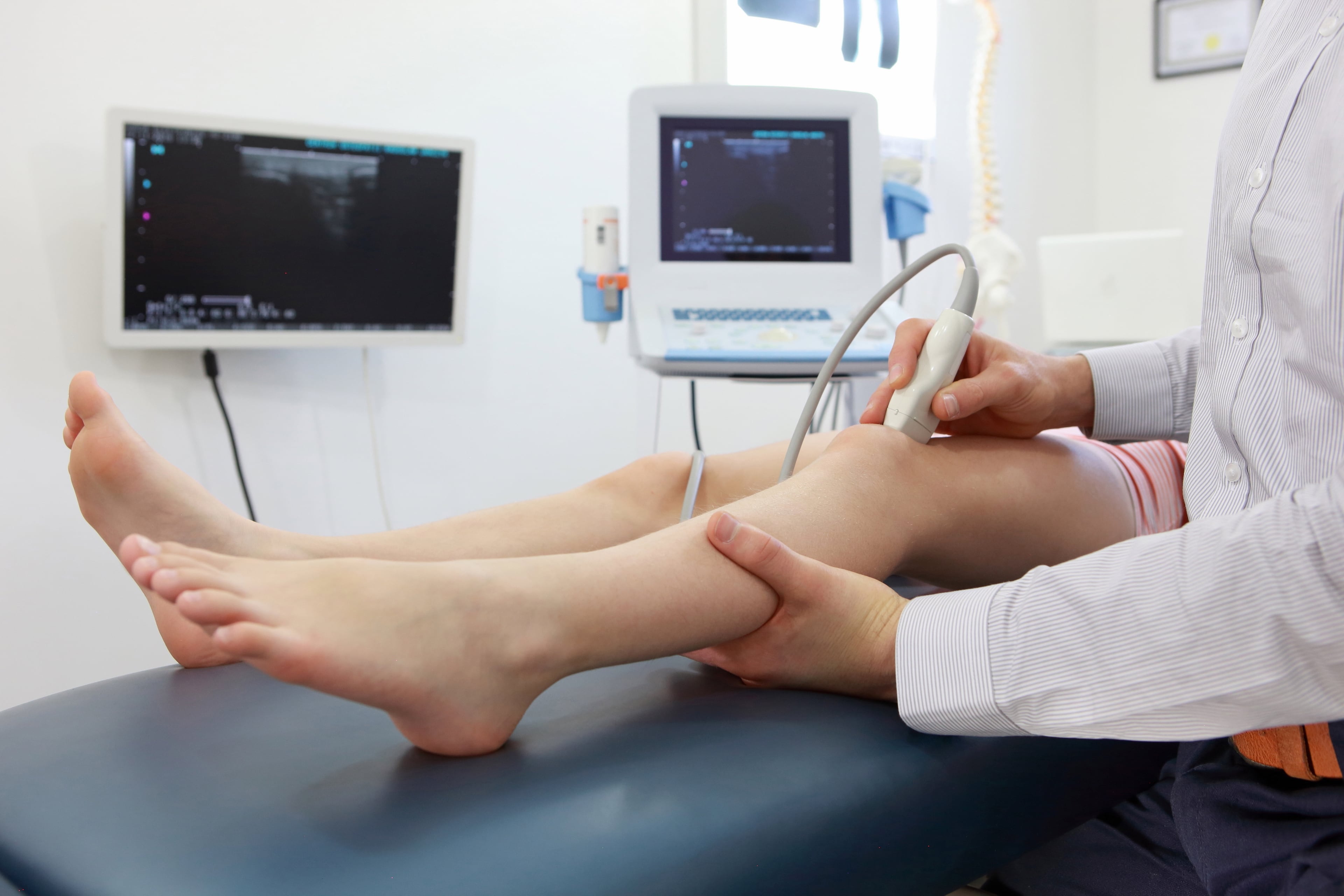 Лечение коленных суставов врач